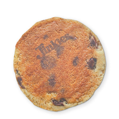 🍪 A CHOCOLATE CHIP COOKIE YOU CAN CLEAN YOUR GLASSES WITH