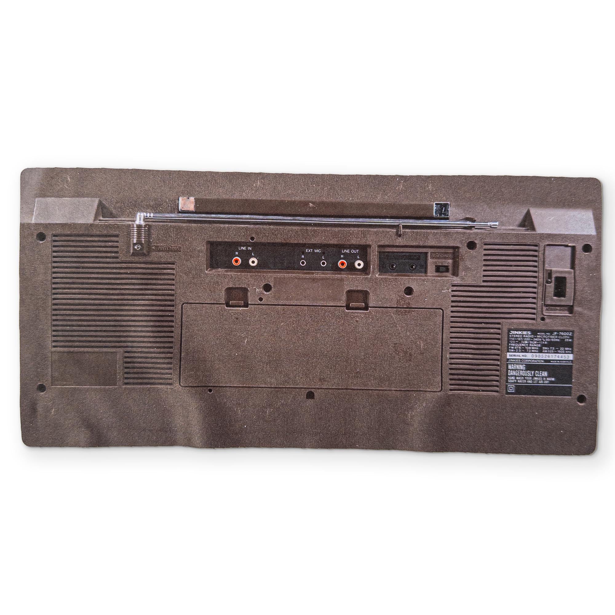 A BOOMBOX YOU CAN CLEAN YOUR GLASSES WITH
