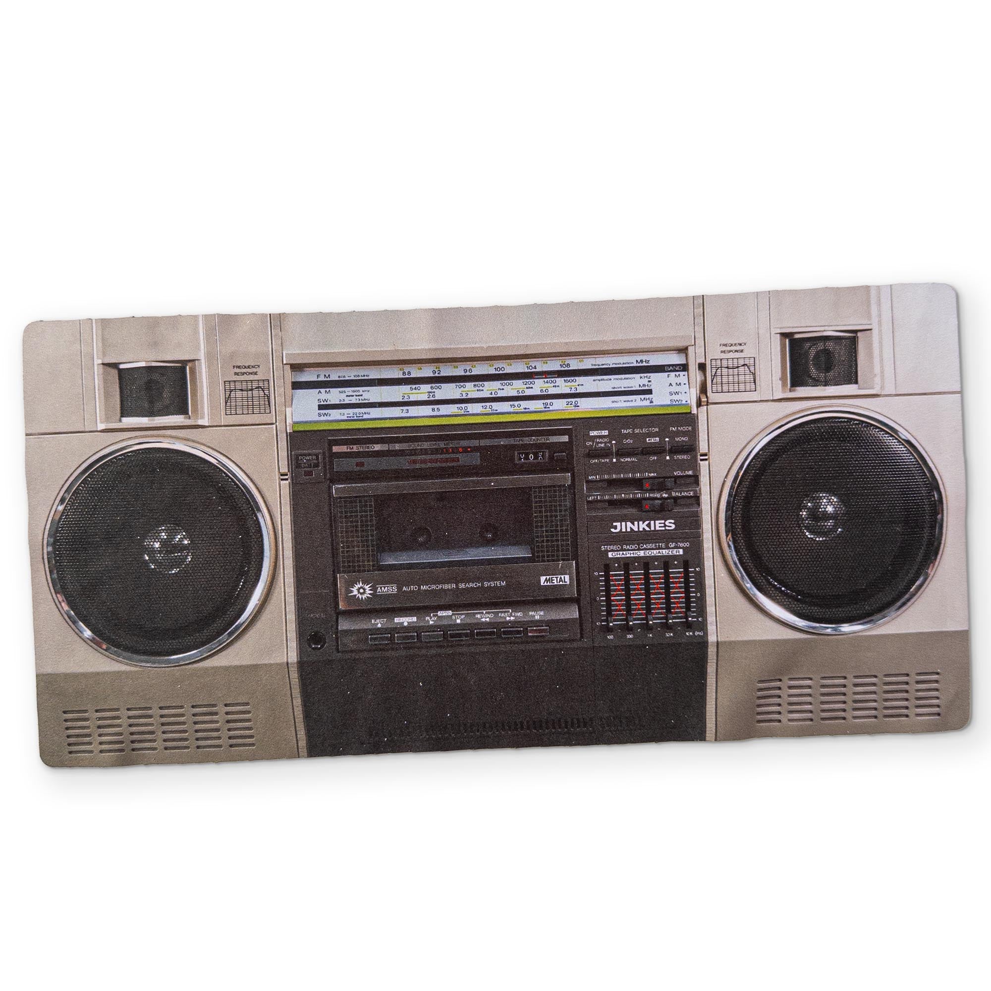 A BOOMBOX YOU CAN CLEAN YOUR GLASSES WITH
