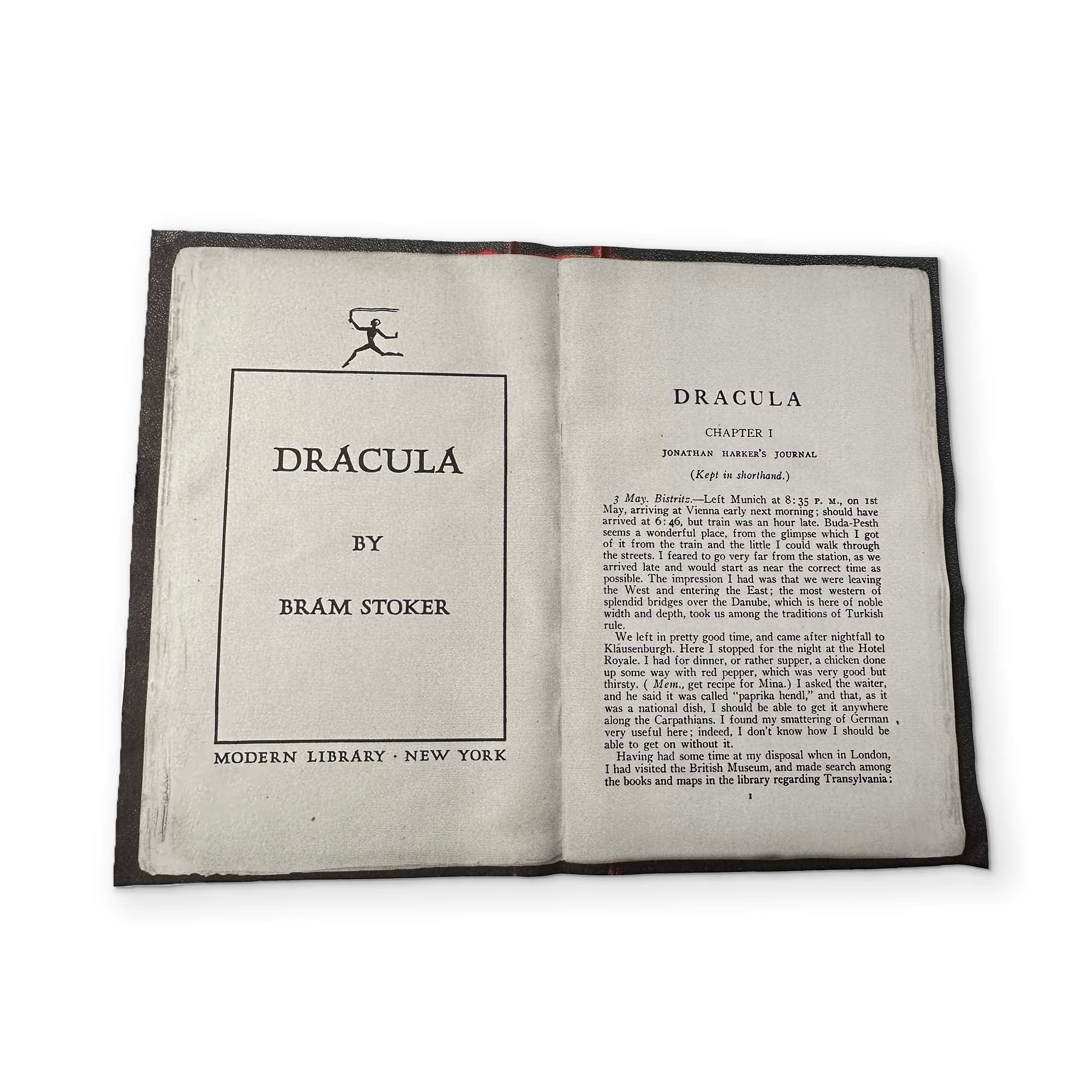 DRACULA - A BOOK YOU CAN CLEAN YOUR GLASSES WITH