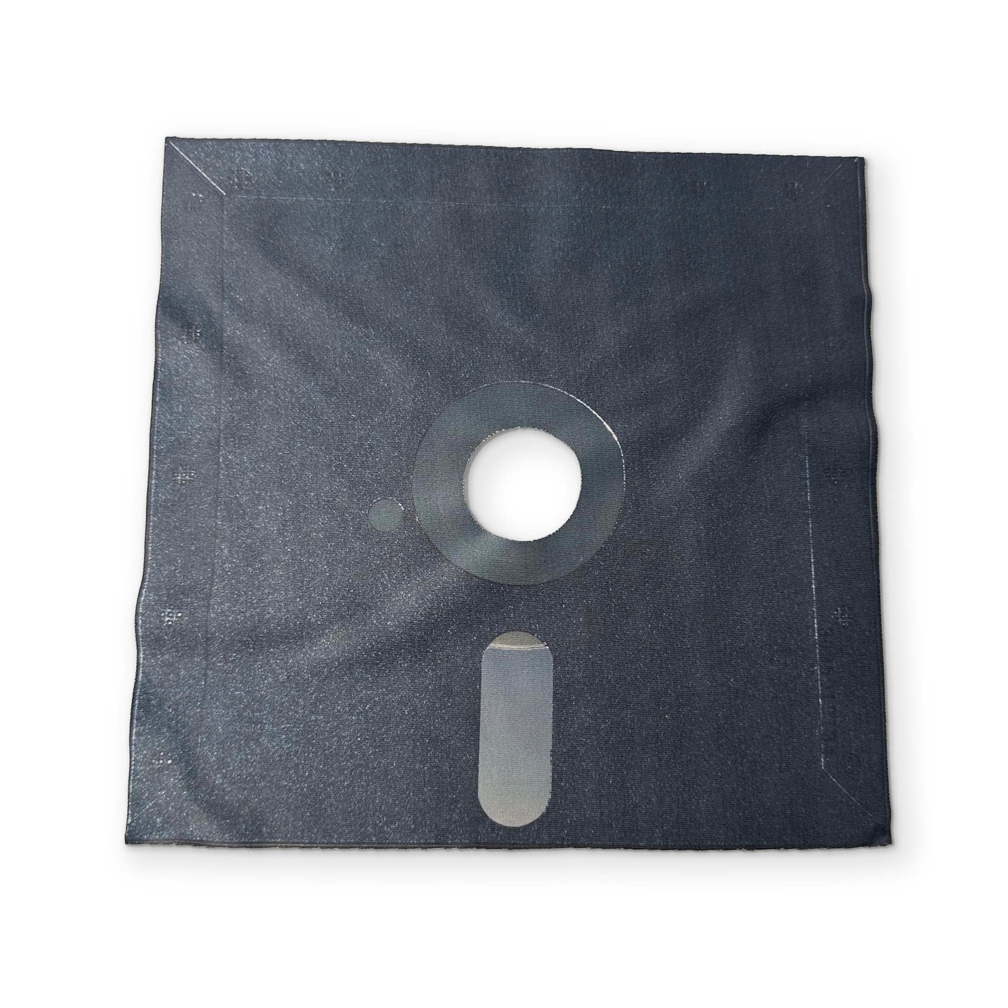 A FLOPPY DISK YOU CAN CLEAN YOUR GLASSES WITH