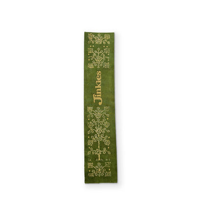 A BOOKMARK YOU CAN CLEAN YOUR GLASSES WITH - THE SECRET GARDEN