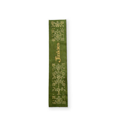 BOOKMARK C - A BOOKMARK YOU CAN CLEAN YOUR GLASSES WITH