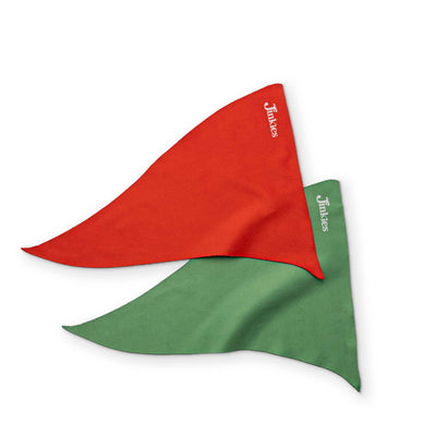 A RED (AND GREEN) FLAG YOU CAN CLEAN YOUR GLASSES WITH