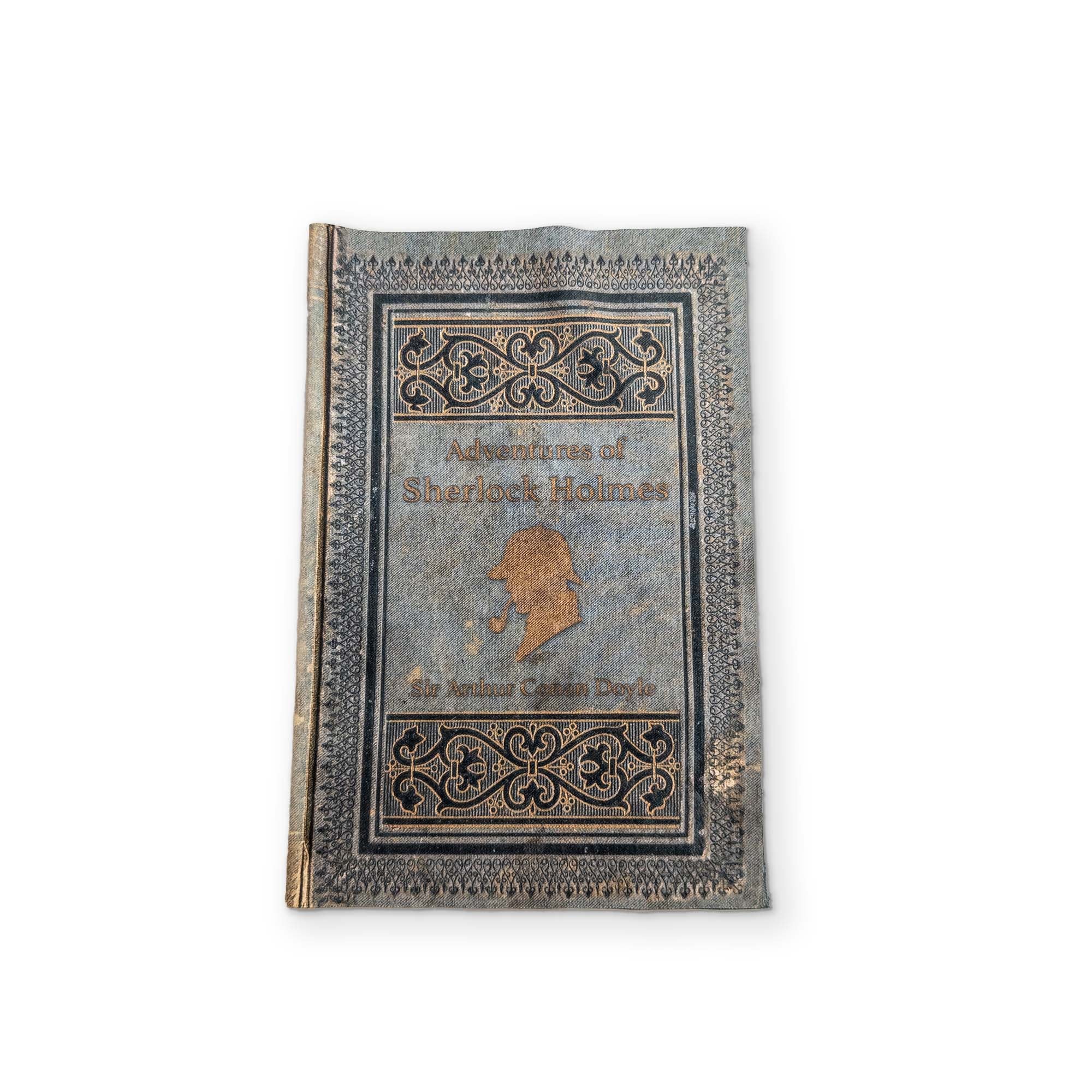 SHERLOCK HOLMES - A BOOK YOU CAN CLEAN YOUR GLASSES WITH
