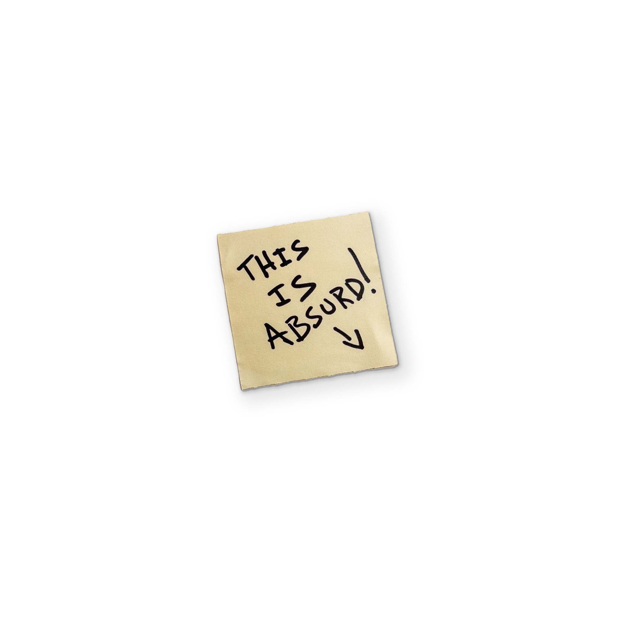 A STICKY NOTE YOU CAN CLEAN YOUR GLASSES WITH